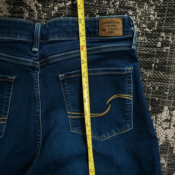 Signature Levi Strauss Women's Skinny Jeans Dark Wash Mid Rise Stretch Denim 12M - Picture 8 of 12